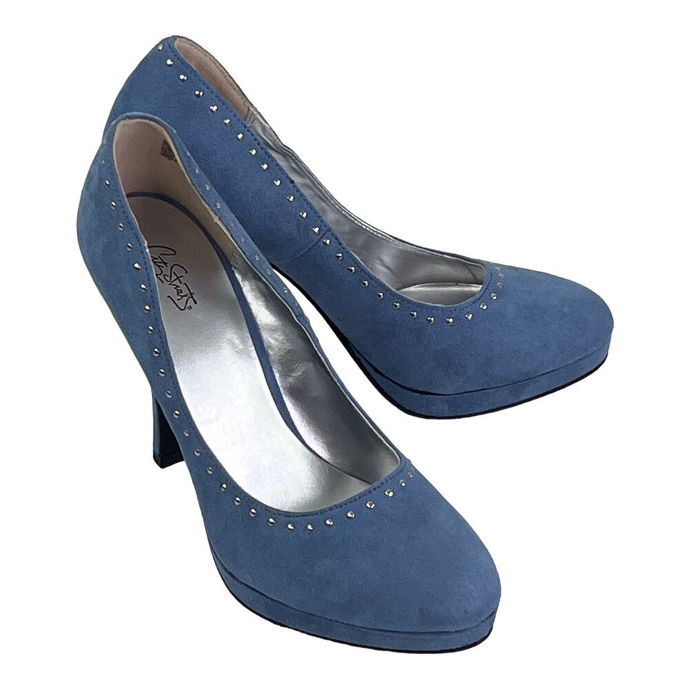 City Streets Blue Suede Studded Women's Size 8.5 Heels